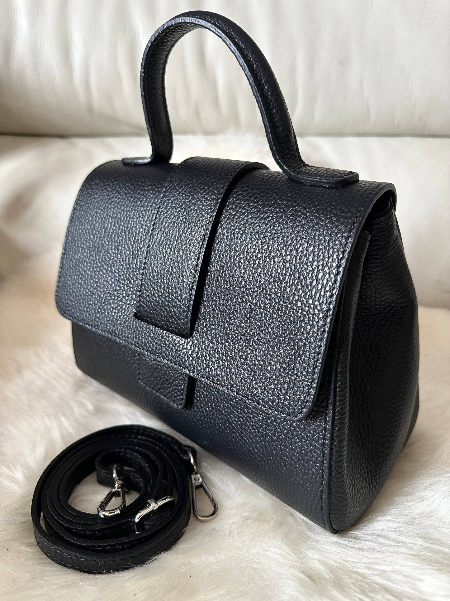 AGATA - genuine leather