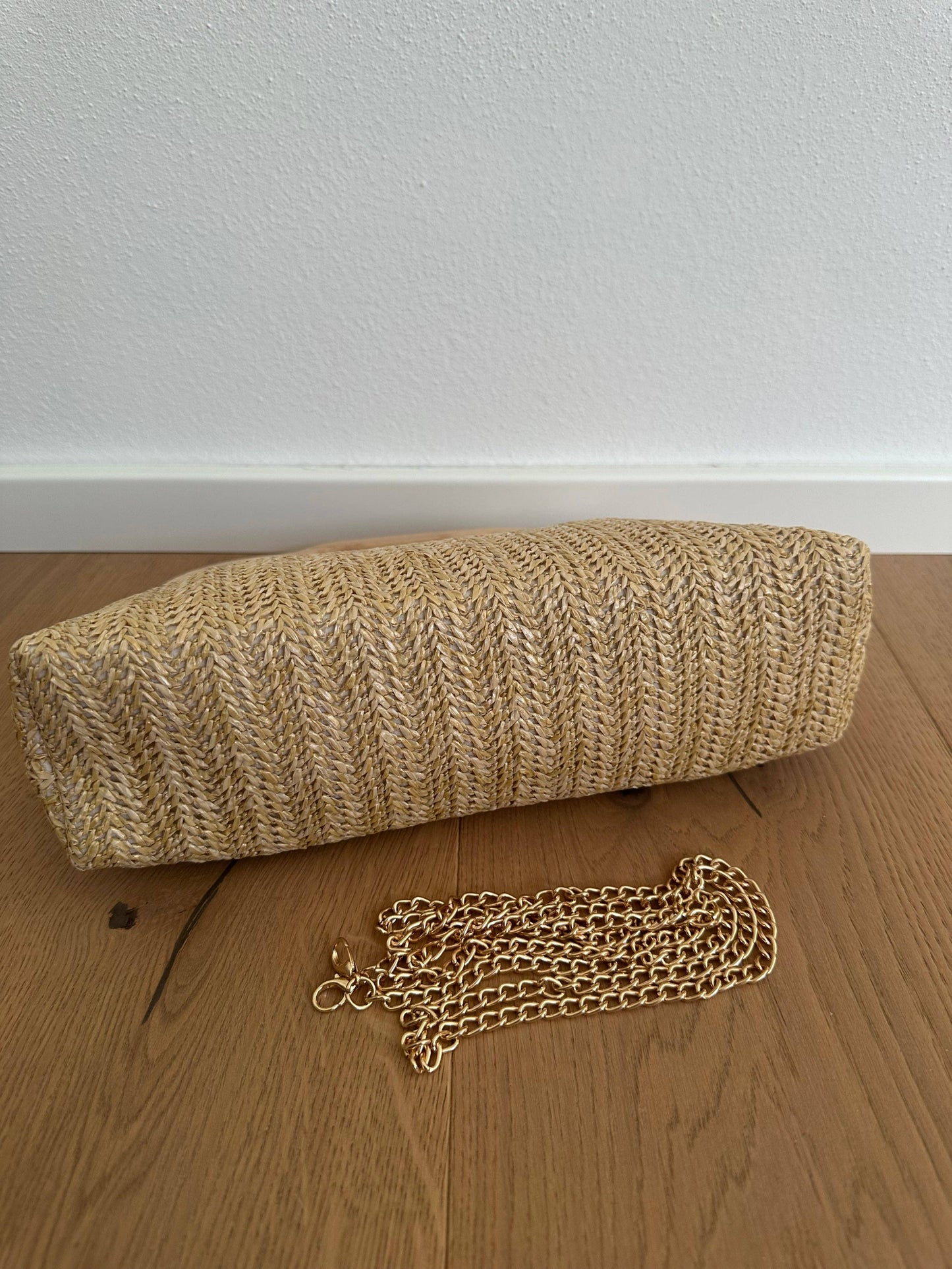 ELSA clutch - raffia and wood