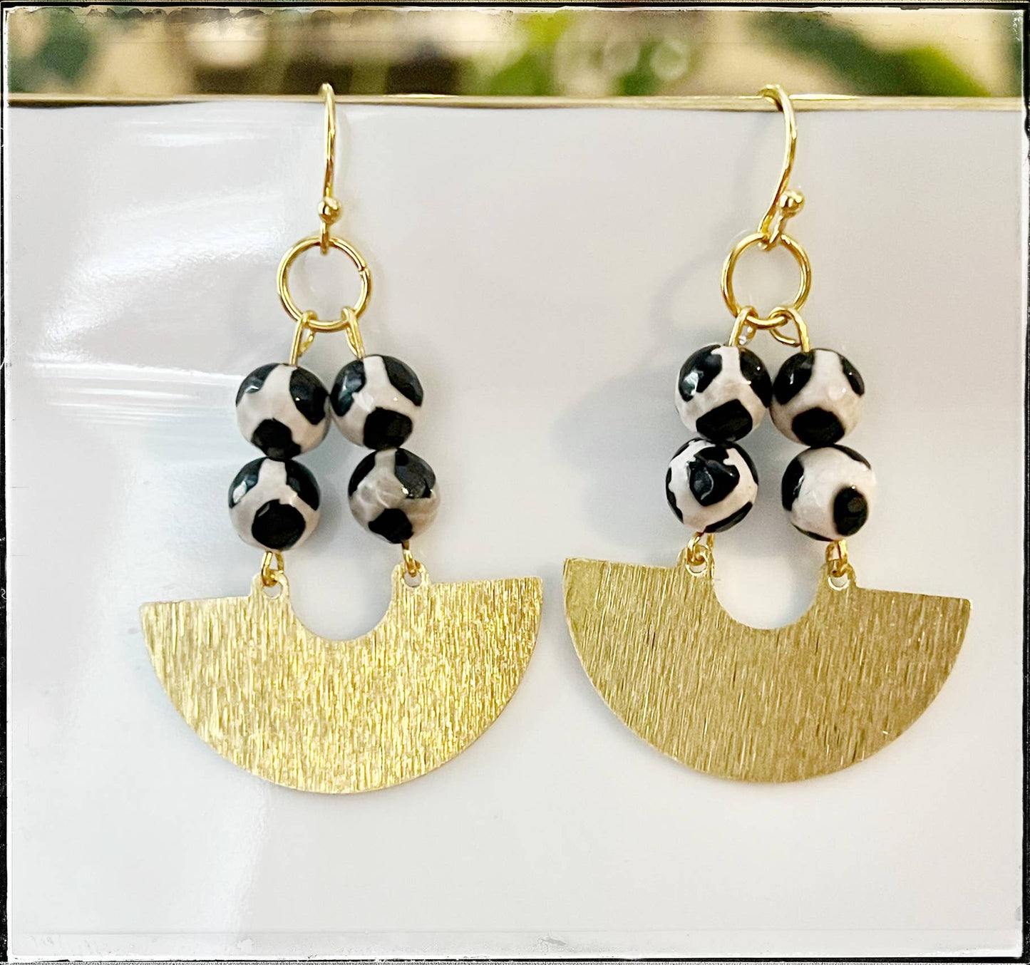Brass Gold Huggie Hoop Circle Dangle Earring Agate Bead