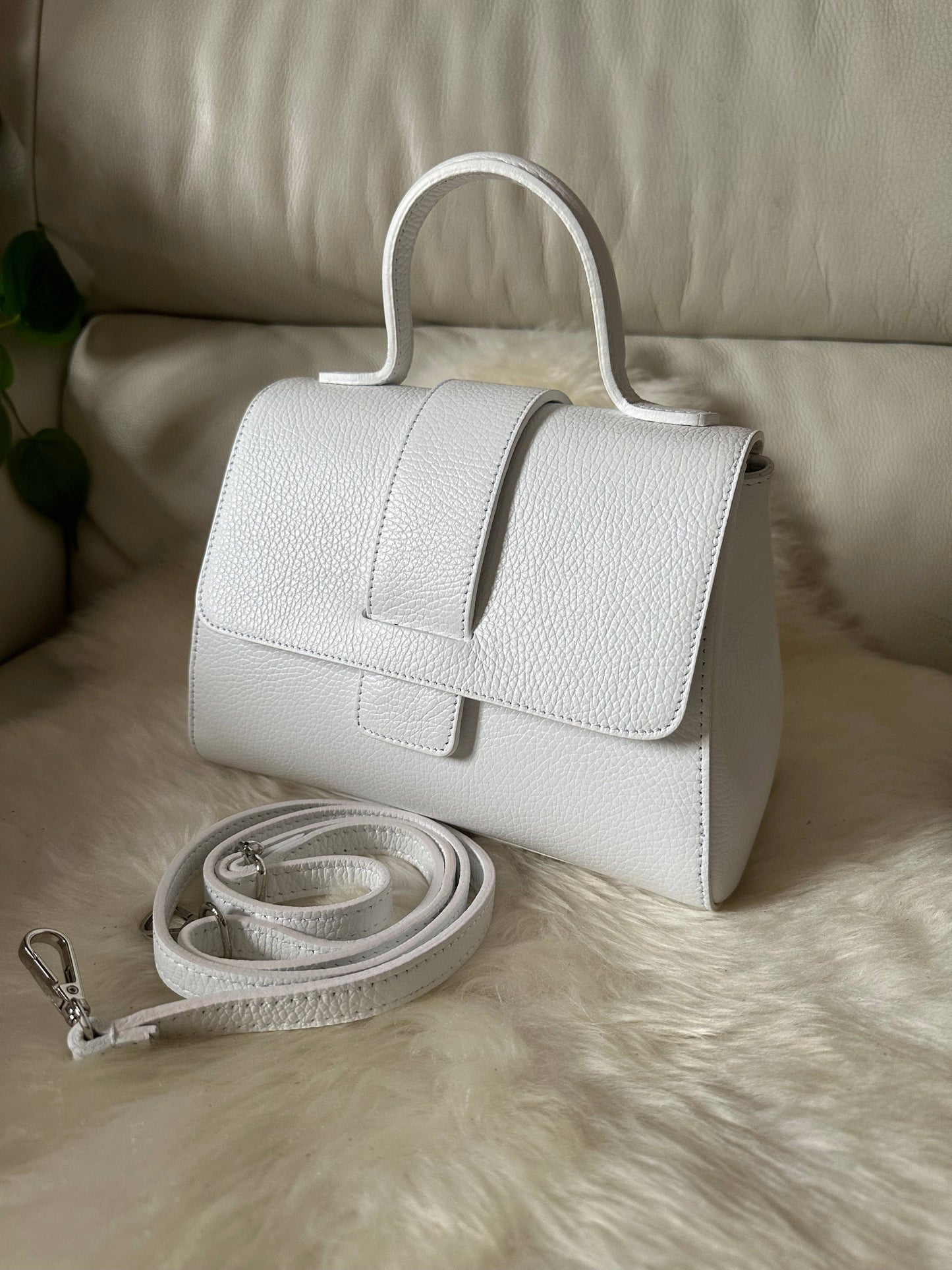 AGATA - genuine leather