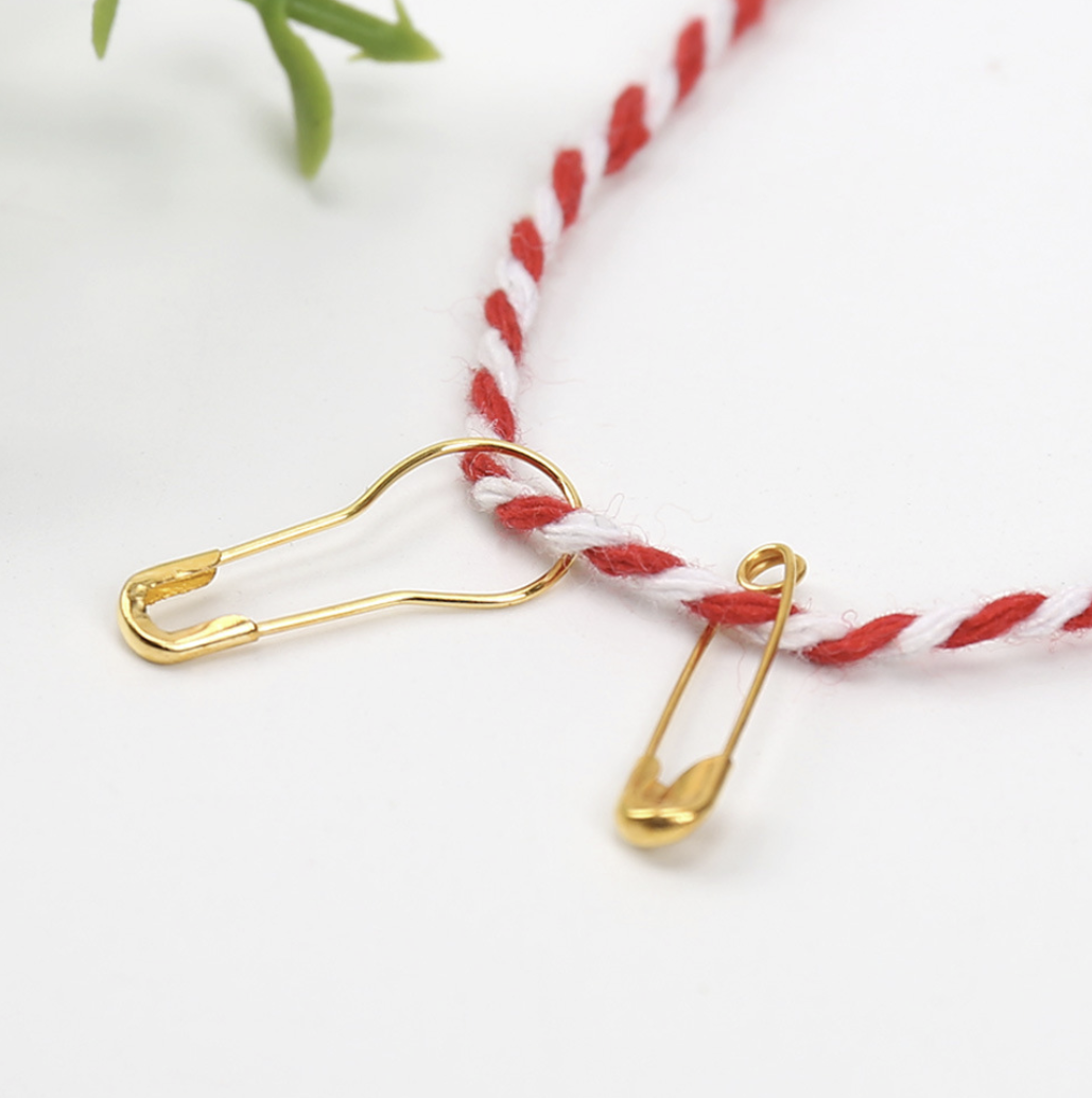 100pcs Small Gourd-Shaped Gold Metal Safety Pins