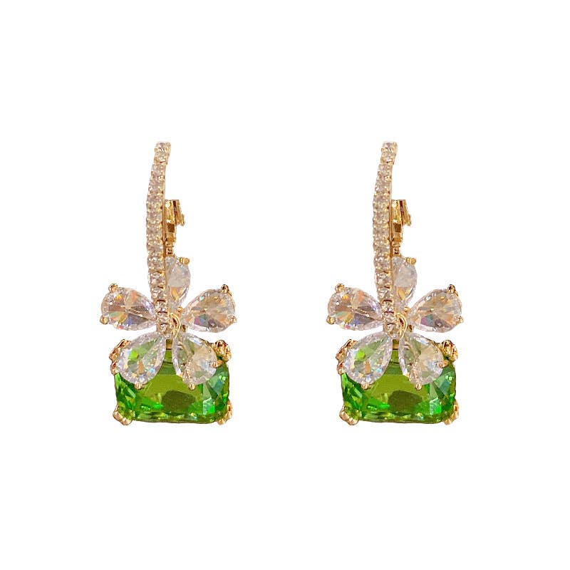 AVAILABLE IN STORE ONLY Crystals drop earrings in Green