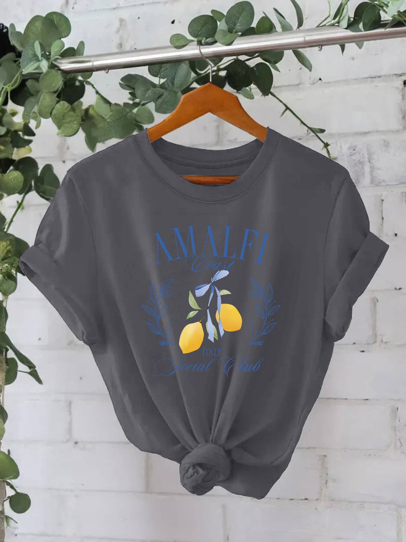 Stylish Lemon Graphic Print Crew Neck T-Shirt