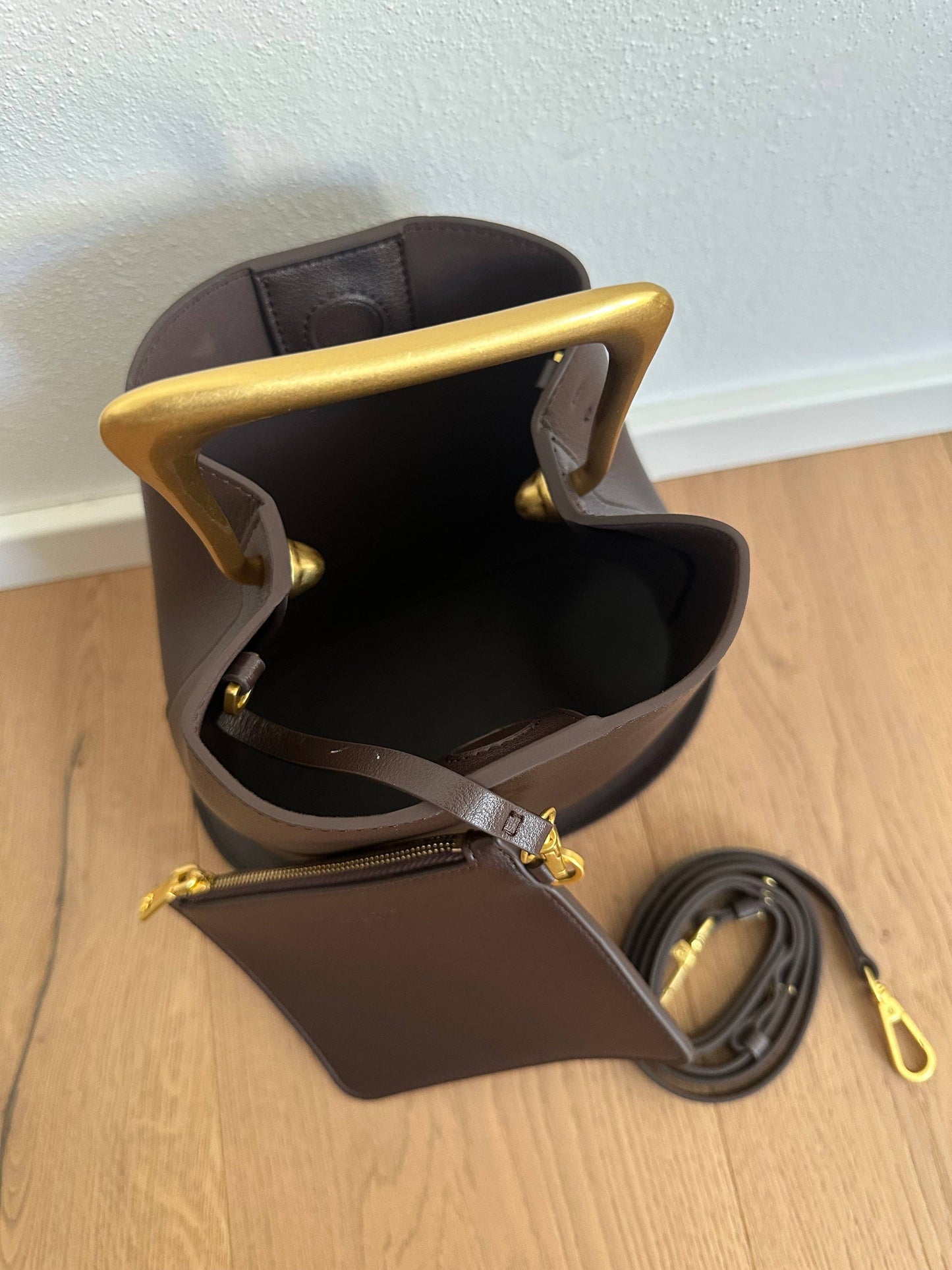BELLA - Genuine leather BAG