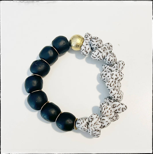 Recycled Canoe Glass Bead Stretch Stacking Bracelet - Black
