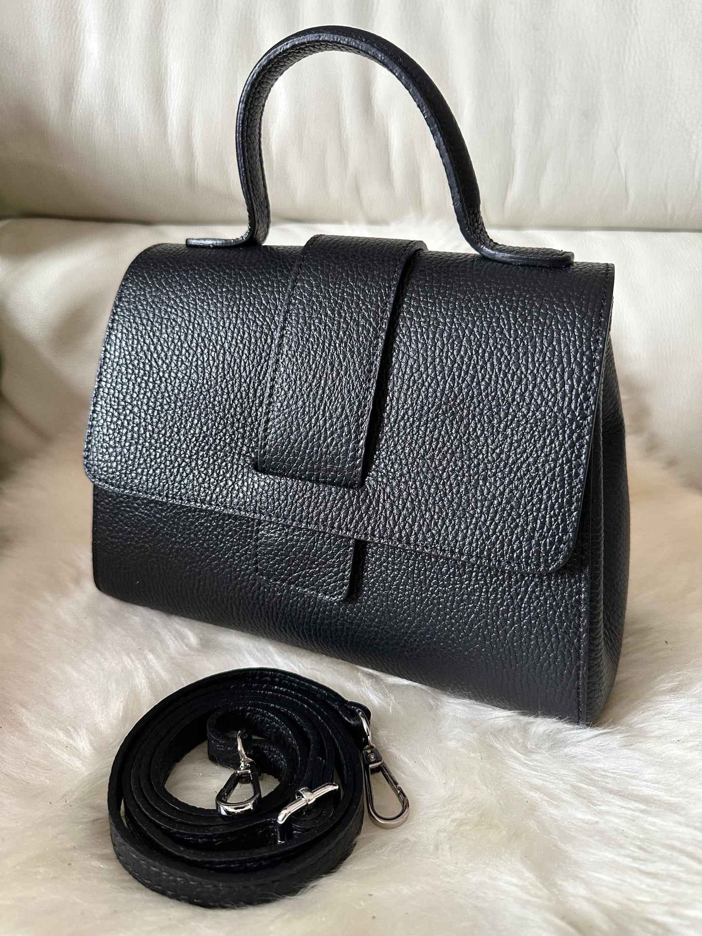 AGATA - genuine leather