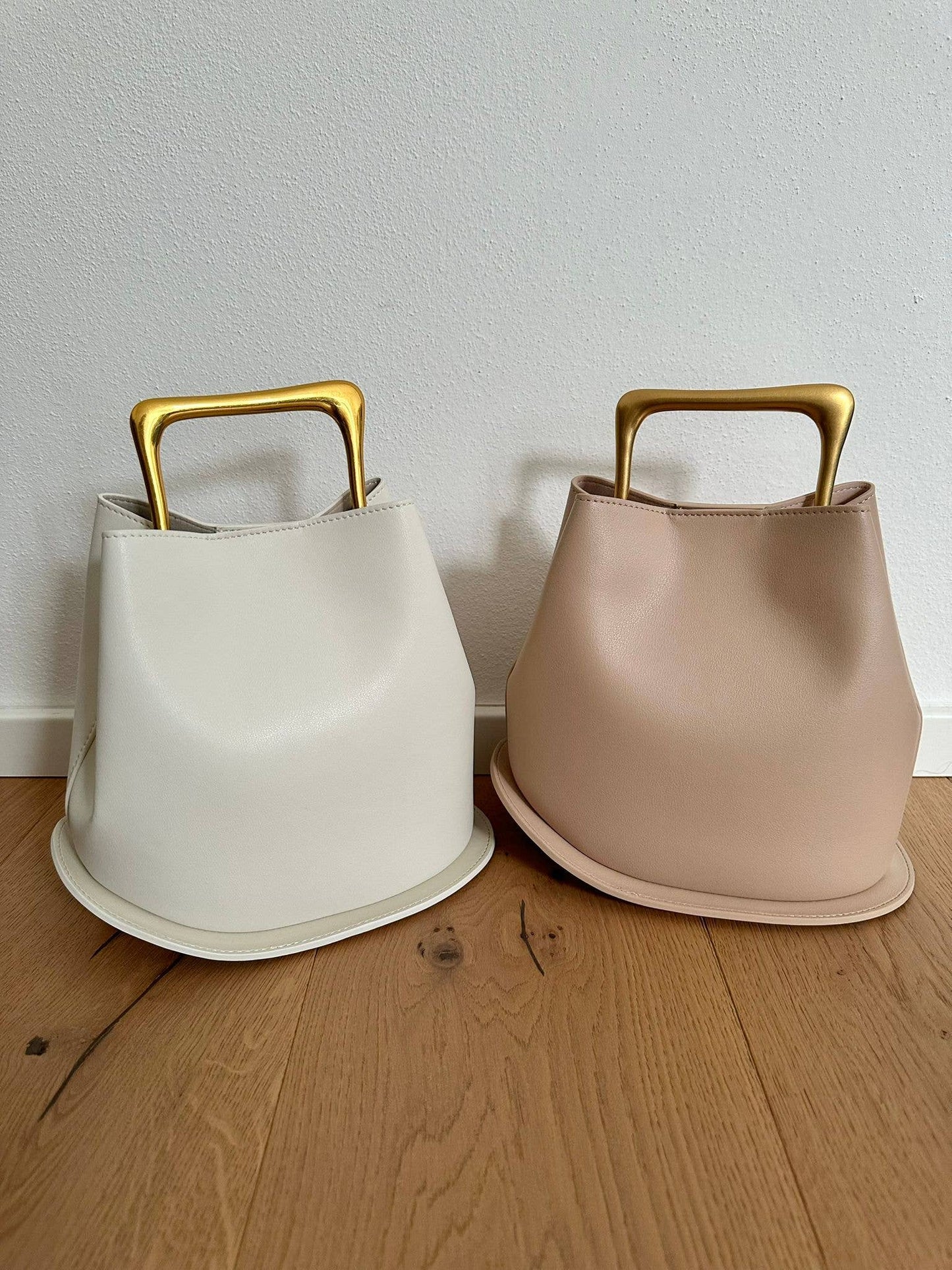 BELLA - Genuine leather BAG