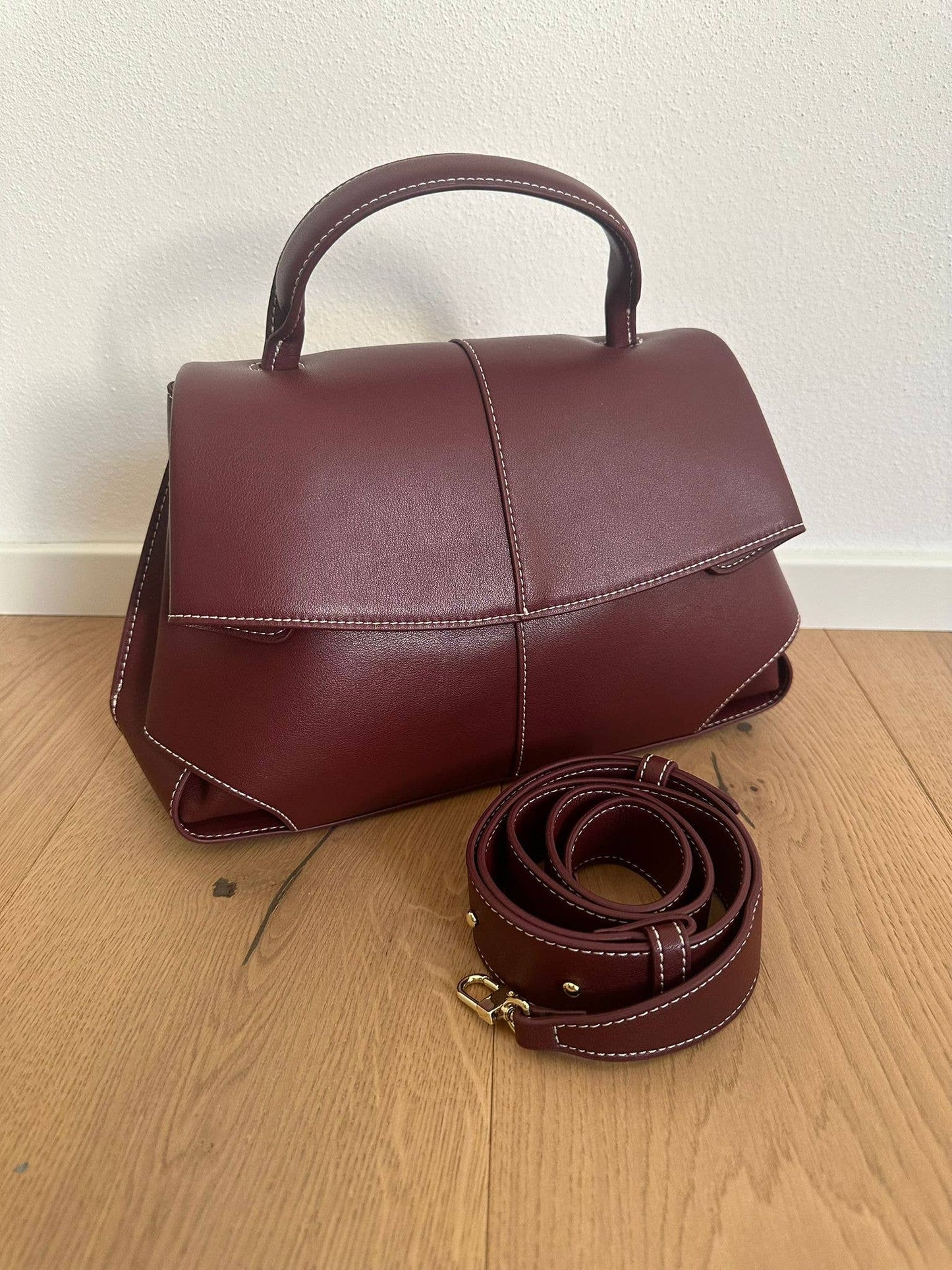ZAYNA Large -handbag in refined genuine leather with shoulder strap