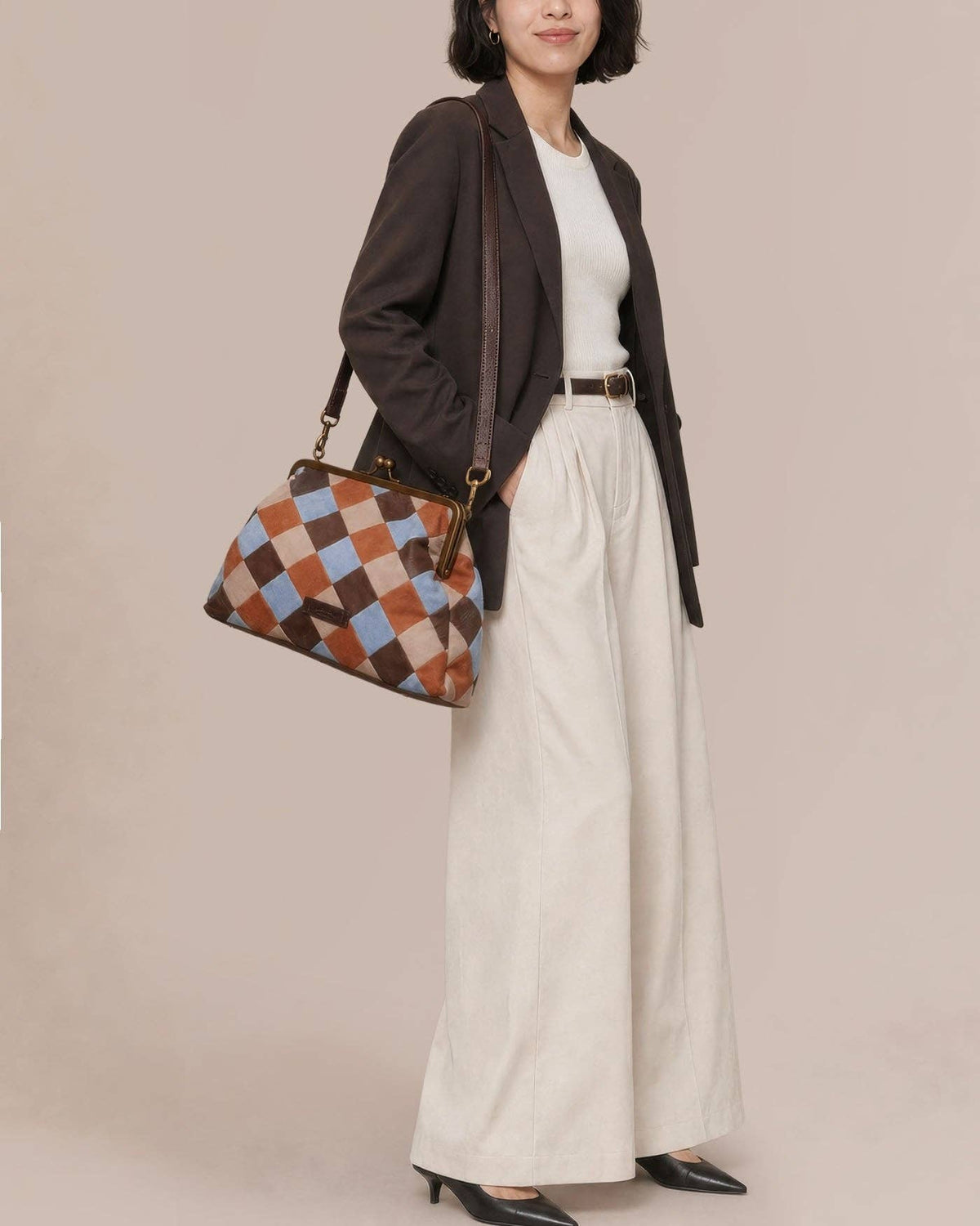Grace Novelty Oversized Clutch w/ Strap