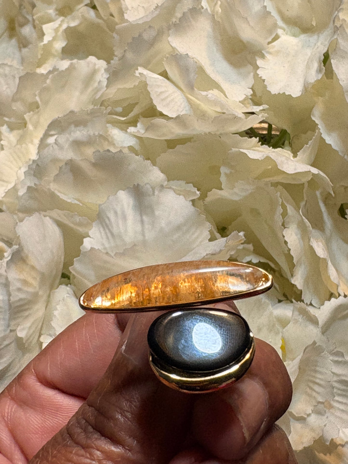18K Gold Vintage Black Agate Stone Ring
