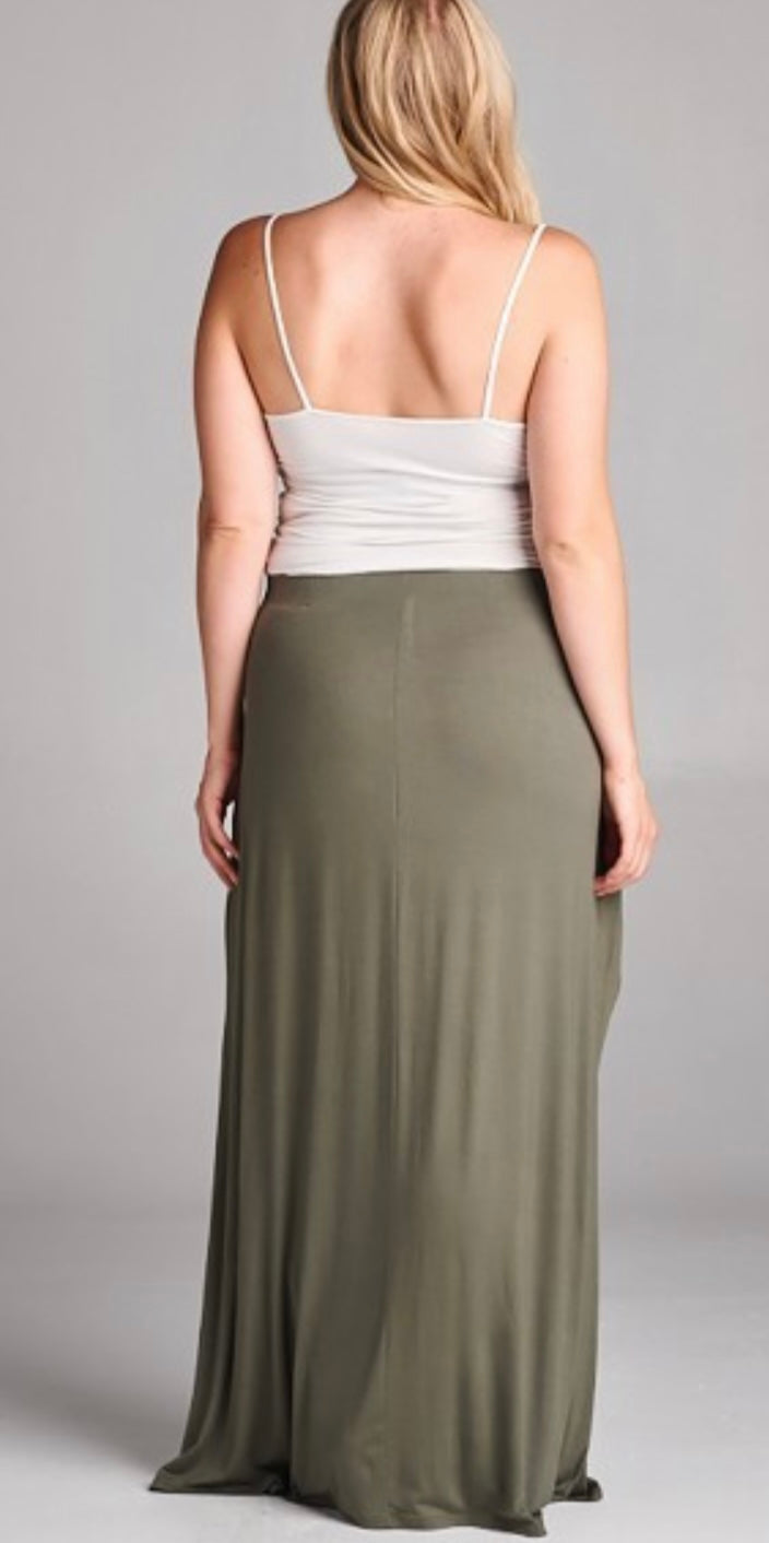 AVAILABLE IN STORE ONLY - PLUS SIZE MAXI SKIRT