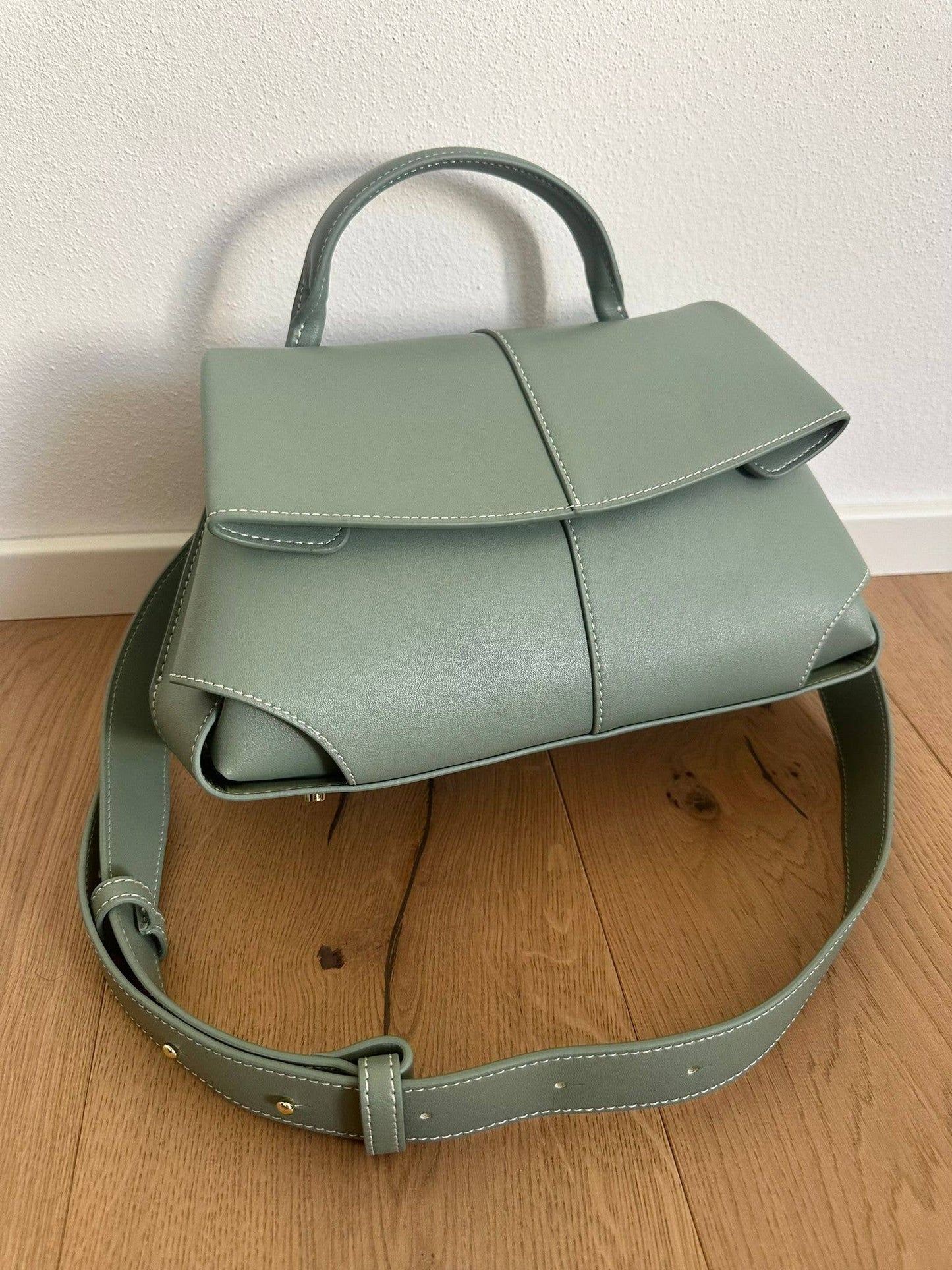 ZAYNA Large -handbag in refined genuine leather with shoulder strap