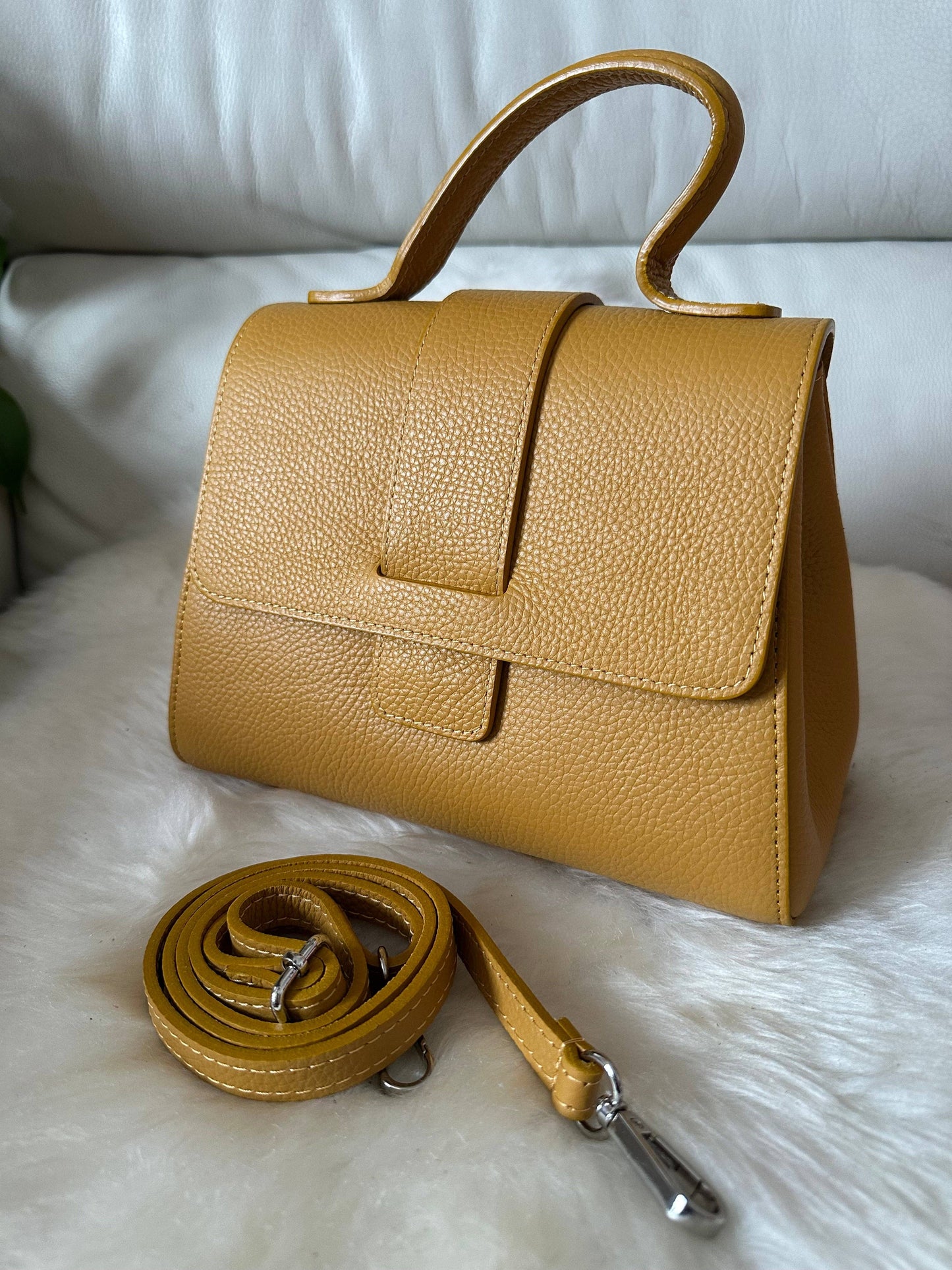 AGATA - genuine leather