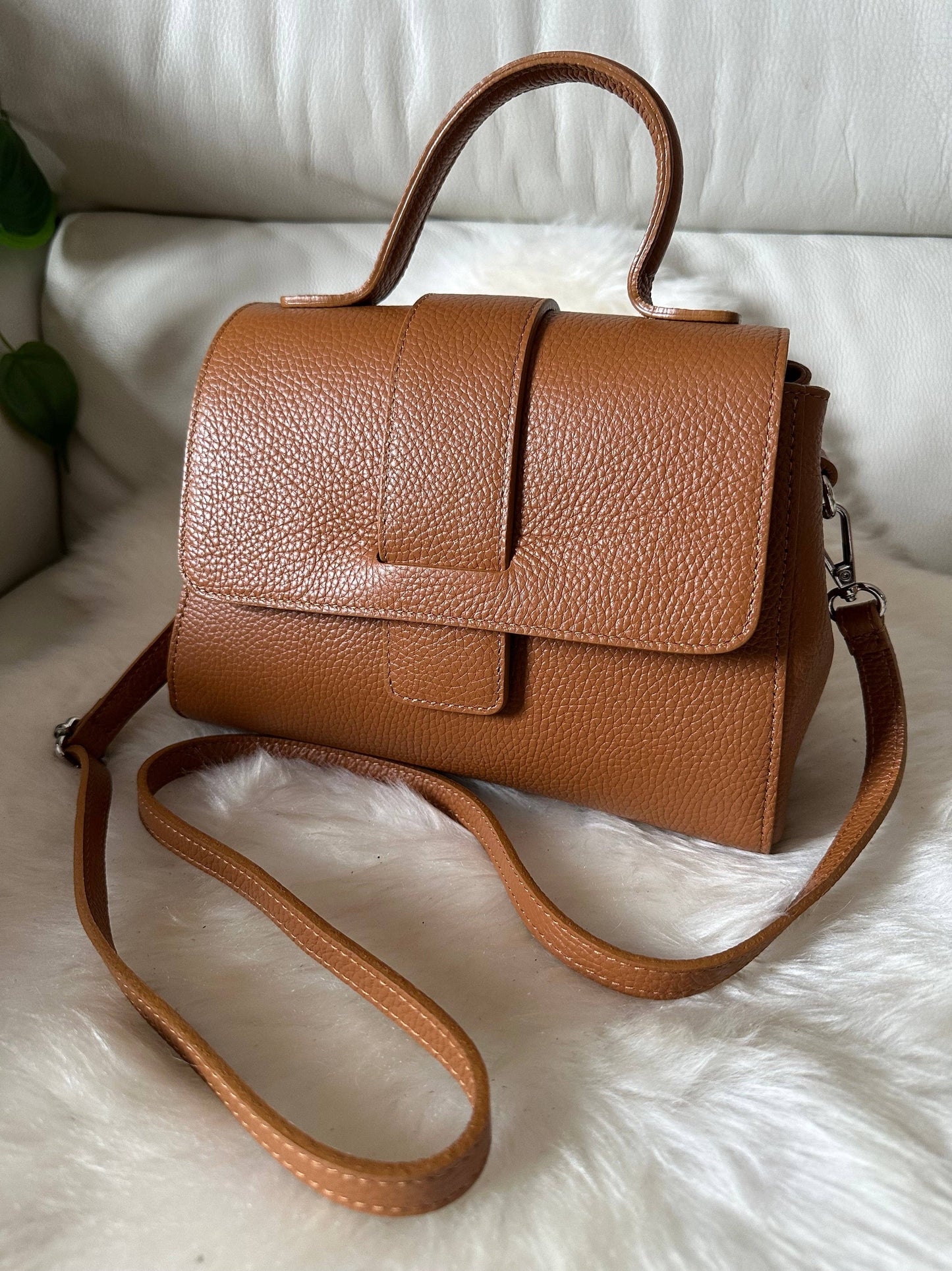 AGATA - genuine leather