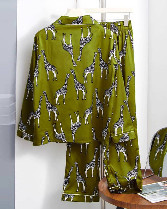 Satin Cozy Giraffe Animal Print Long Sleeve Pajama Set